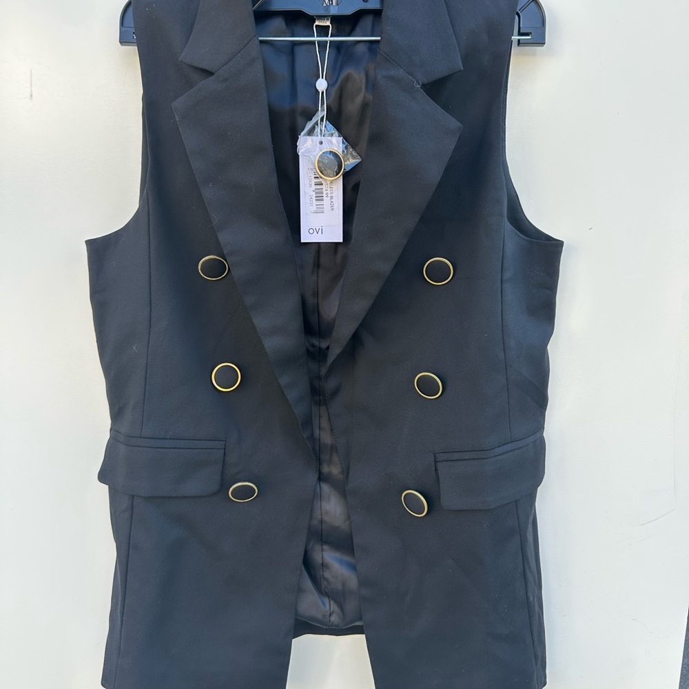 Ovi Black Blazer with Gold Accent